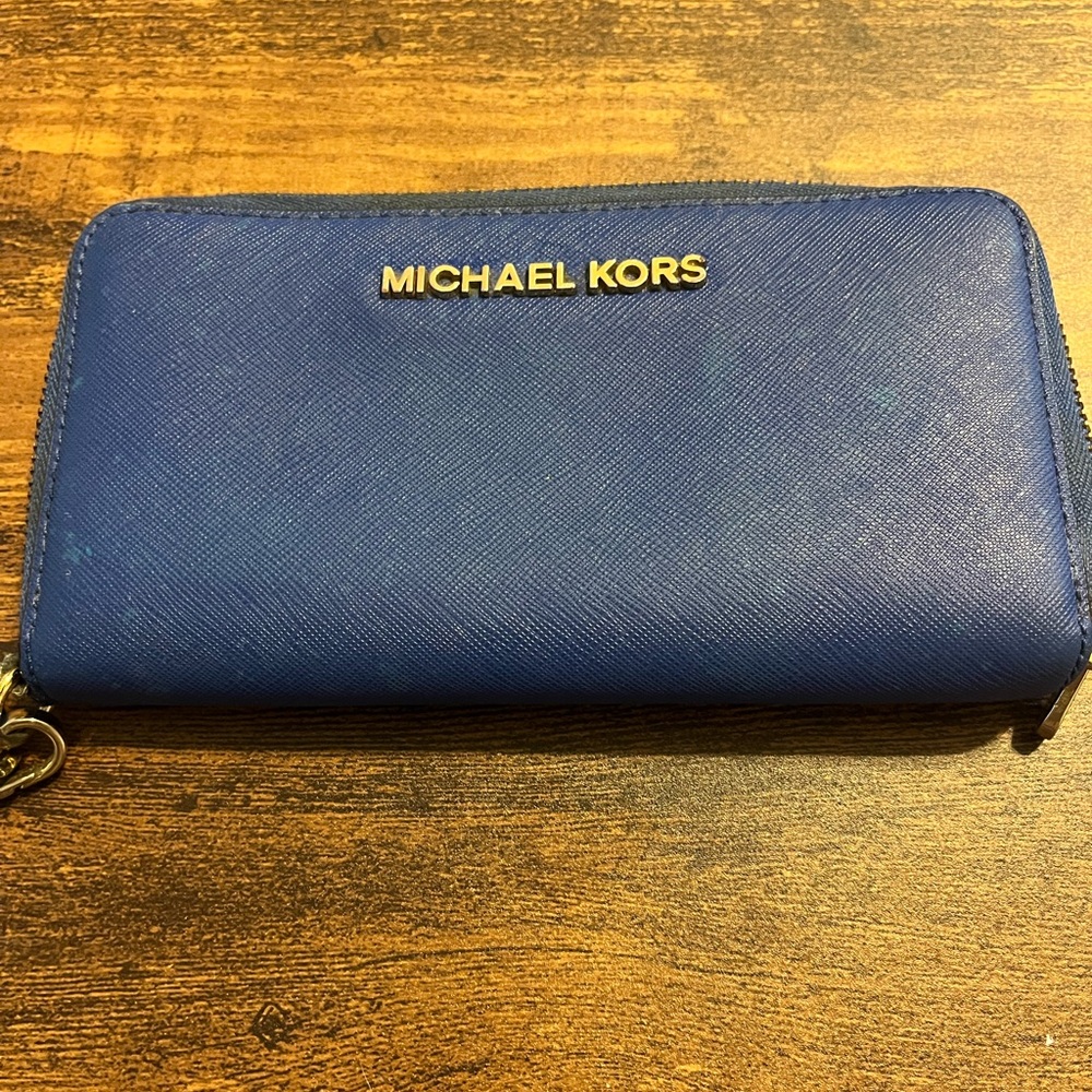 Michael Kors Wristlet